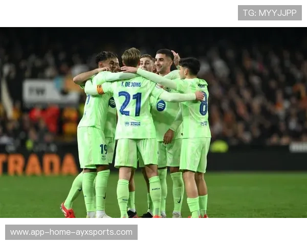 巴萨罗梅乌断球推进直塞助攻亮眼：巴萨新核心展现实力