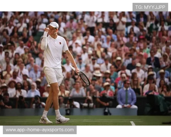 辛纳完成巡回赛三连冠