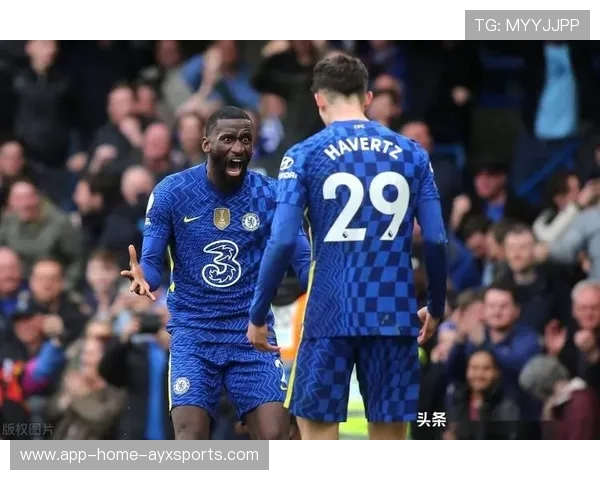切尔西外围远射争议再起,哈弗茨兜射入网 切尔西外围远射争议再起,哈弗茨兜射入网